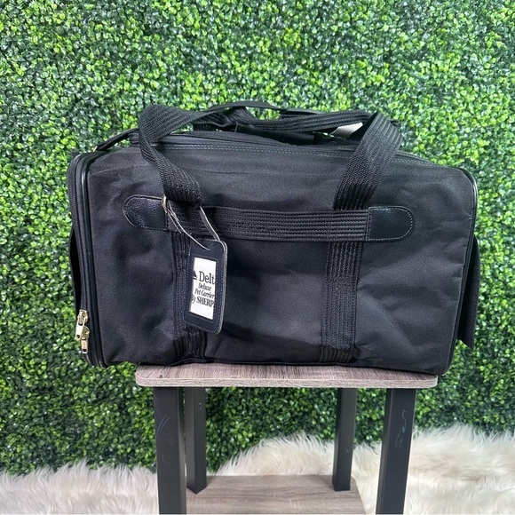 Sherpa Black delta pet carrier cargo new - Picture 1 of 16
